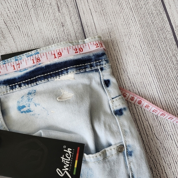 Plus Size Men's Distressed Light Blue Denim Shorts - Skinny Fit - Picture 9 of 15